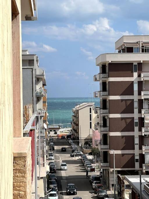 Il mare in città. Appartamento vista mare Monopoli Extérieur photo